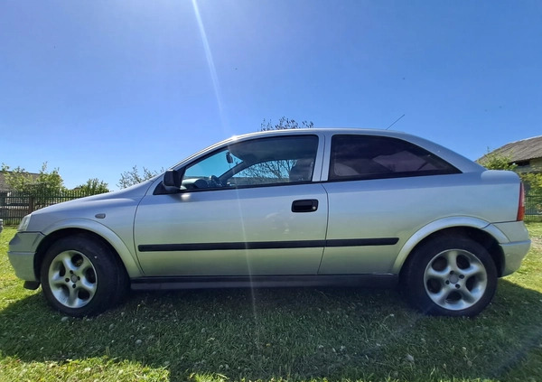 Opel Astra cena 3500 przebieg: 317633, rok produkcji 1999 z Brzeziny małe 211